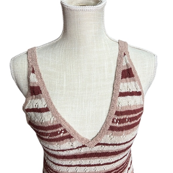 Free People Ditsy Stripe Tank Top Sleeveless Shirt Crochet Knit Tan Red Womens S - Picture 2 of 10